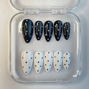 Polka Noir