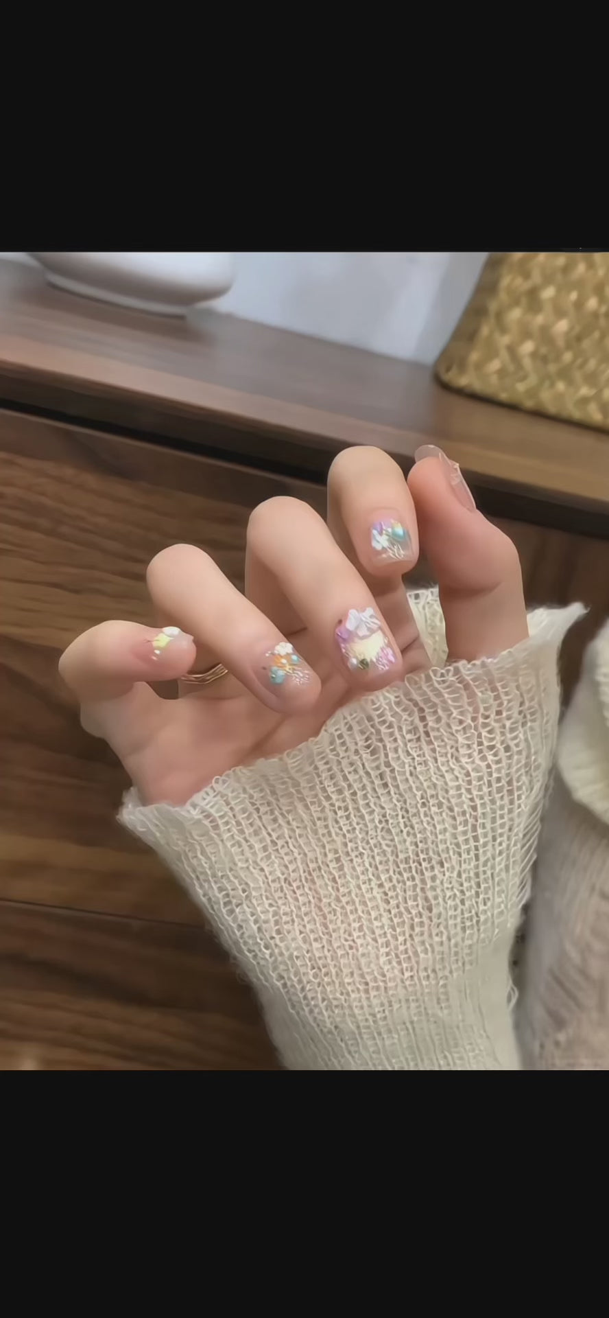 Load video: Golden Garden